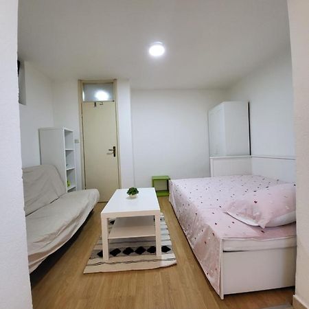 Apartment M&M イモツキ エクステリア 写真